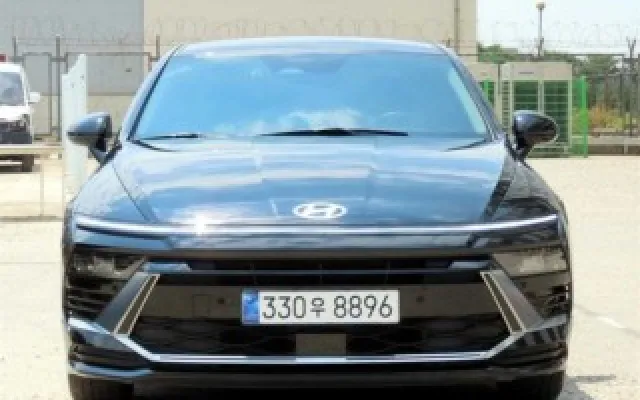 쏘나타뉴라이즈 중고차 쏘나타 디 엣지 (DN8) 가솔린 2.0 매물 사진 1 - 2024/09 29,444km